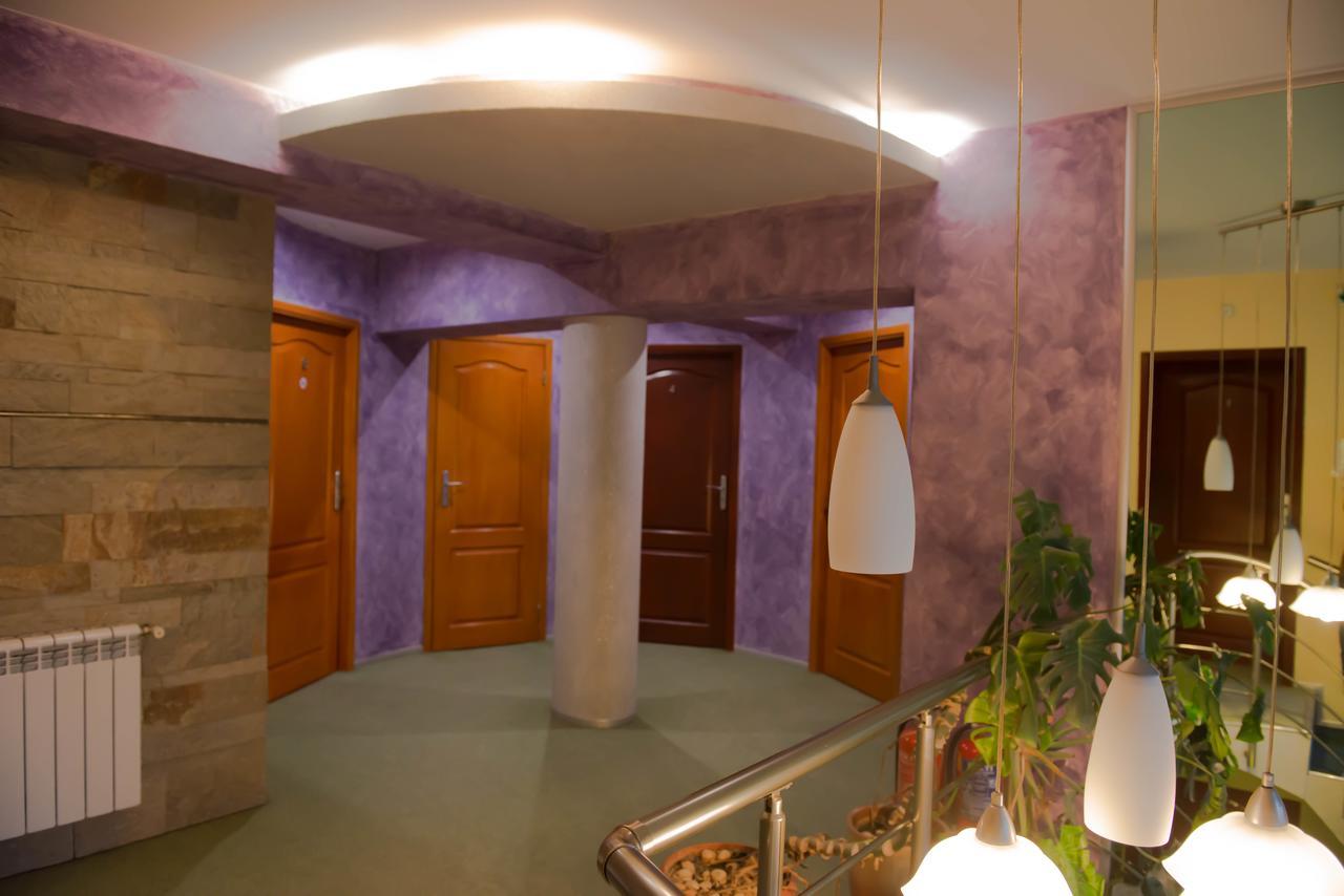 Hotel Kapri Jambol Kültér fotó
