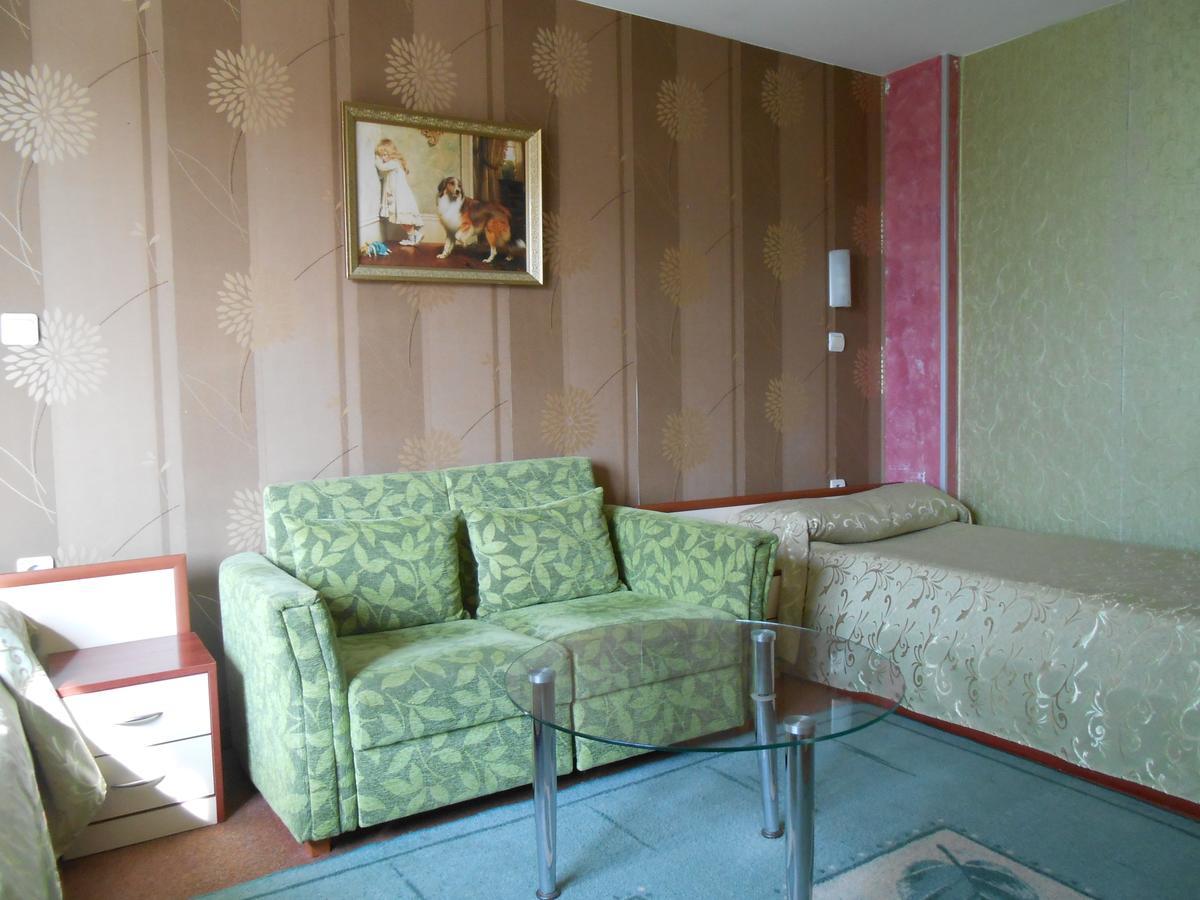 Hotel Kapri Jambol Kültér fotó
