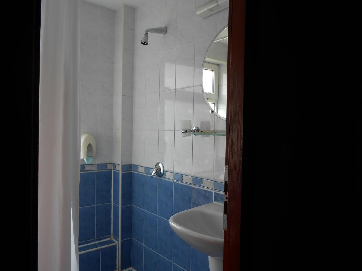 Hotel Kapri Jambol Kültér fotó
