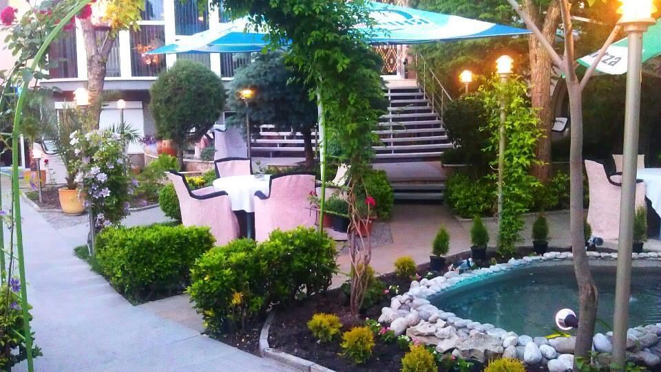 Hotel Kapri Jambol Kültér fotó